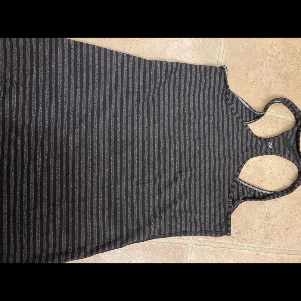 Lululemon tanks